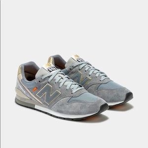 NWT NEW BALANCE 996 SNEAKERS GUNMETAL/GOLD